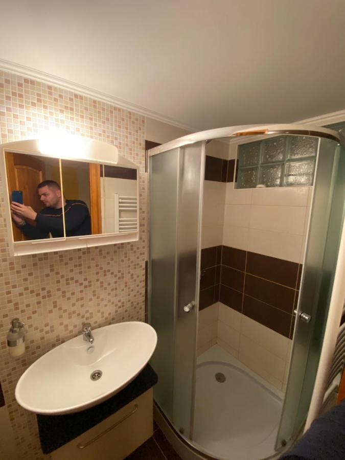 شقة غيولا  في Mimi Apartman المظهر الخارجي الصورة